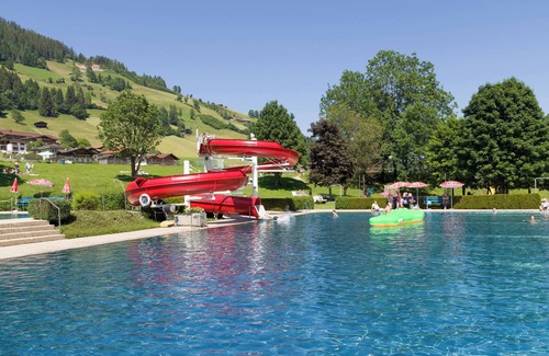 Auffach Apartamento | New cozy vacation apartment with balcony in the ski area