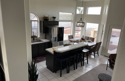 Fort Mohave Casa | New! Desert LUX Oasis LARGE POOL SPA BBQ FIRE-PIT