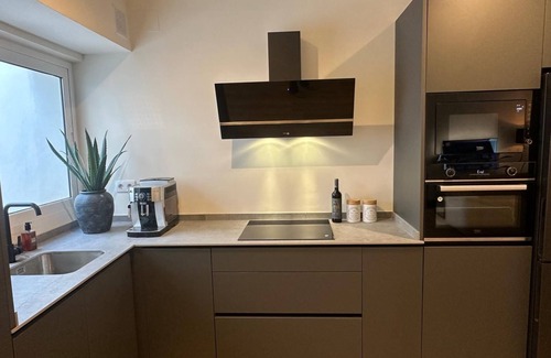 Cruz Roja-Capuchinos Apartamento | NEW Designer Penthouse in Sevilla center