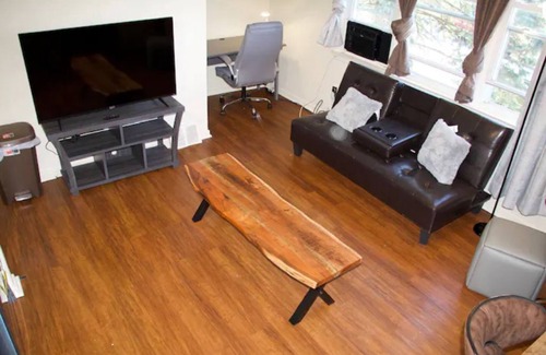 Wilson Apartamento | *NEW* Entire House "The Big House"