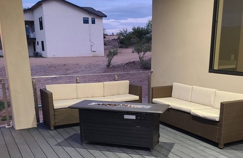 New River Casa | New Family Home with Amazing Views-- 35 min from Downtown Phoenix