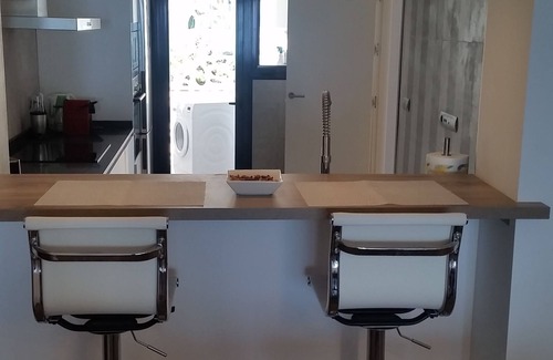 San Roque Apartamento | Nueva línea de playa / golf con vistas a Gibraltar y África.