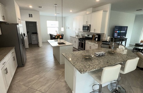 Braden River Casa | New Furnished House with Luxurious Amenity Center