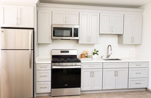 Oakland Casa | New Garden Escape, Oakland, be the first to stay!