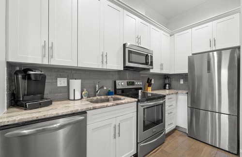Historic Ybor Apartamento | NEW Havana Hideaway Gorgeous Studio on 7th Ave