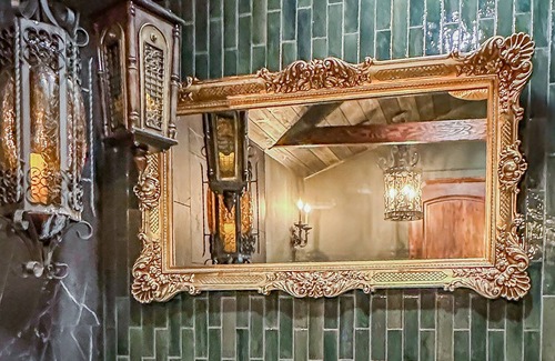 Bountiful Casa | NEW Historic Carriage House w/ Hot Tub, quiet chalet near downtown SLC