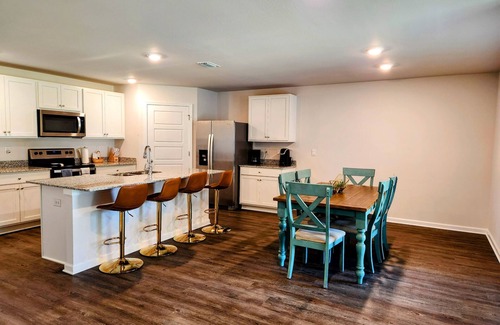 Crawfordville Casa | New home charm in Crawfordville