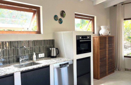 Santa Rosa Apartamento | New home, Private pool, Tropical garden, BBQ & Air conditioning, Close to beach & town