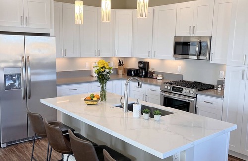 Greenehaven Casa | New Home with incredible views of Lake Powell