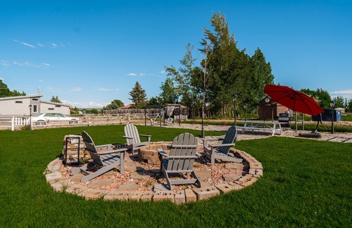 Rexburg Casa | New House located 15 mins from BYUI & Heise Hot Springs. Kelly Canyon nearby.