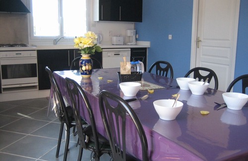 Veyrignac Casa | nuevo, hogar tranquilo, piscina climatizada, 110m2, 12, de Sarlat, WiFi gratis.