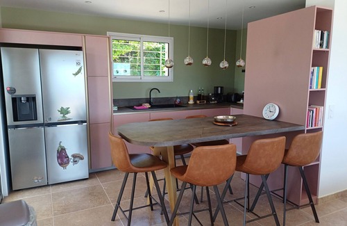 Carqueiranne Casa | New house with sea view, 5 minutes' walk from the Pradon beach.