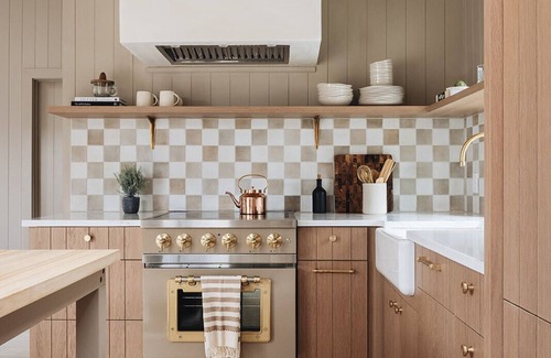 Union Pier Casa | NEW! Juniper Presents: The Moss - A 2 Bed/1 Bath Townie Cottage, Walk to Beach