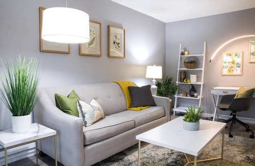 Beaverton Apartamento | NEW! King Bed, 600mbps +4K TVs in the Garden Apt