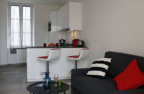 Portbail Apartamento | NUEVO: gran apartamento en planta baja frente al puerto de Portbail