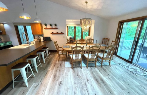 Ellison Bay Casa | NEW LISTING! 3/2 CHARMING HOME IN THE WOODS OF ELLISON BAY/NORTHERN DOOR COUNTY