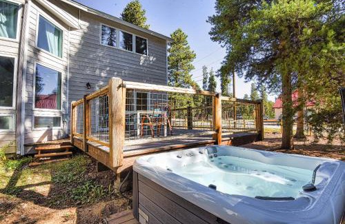 Leadville Casa | New Listing 4BR - Hot Tub - Pets OK