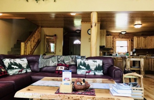 Baraboo Cabina | ¡Nuevo listado!Hermosa Log Cabin cerca del lago Devil`s.