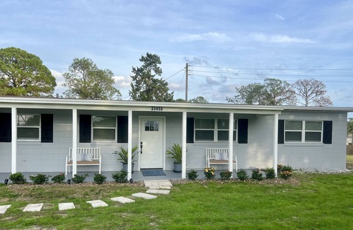 Leesburg Casa | New Listing! Boat Friendly!! "Fisherman's Getaway" near Lake Harris in Leesburg