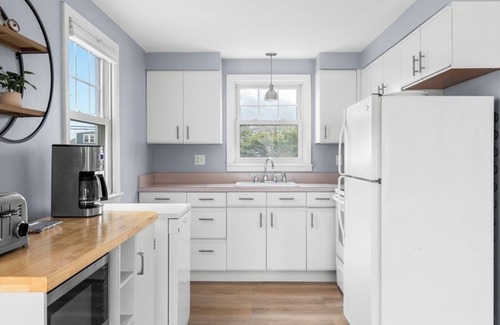 Newbury Casa | NEW LISTING DISCOUNT! Ocean Views! 4+ bedrooms! Family Friendly! Plum Island!
