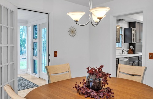 Regent Casa | NEW LISTING! Entire House for Rent Fully Equipped Walking Distance