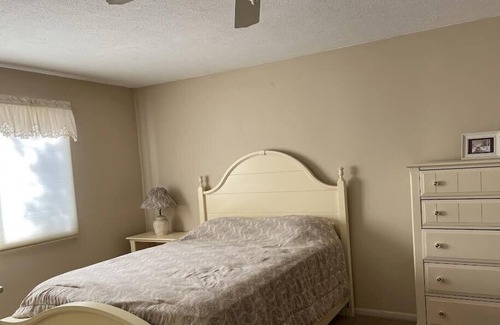 Indian River Casa | New listing! Entire 3 bedroom private home in quiet neighborhood waits for you.