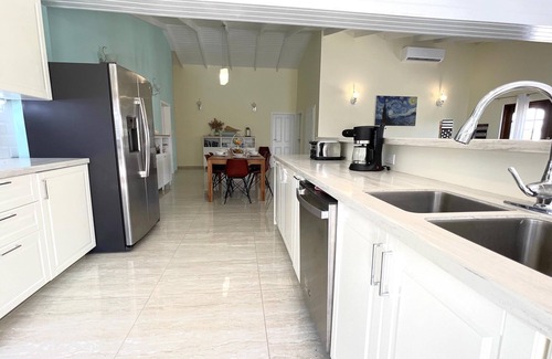 Koyari Casa | New listing: Eva's Garden Villa near Eagle Beach in Aruba