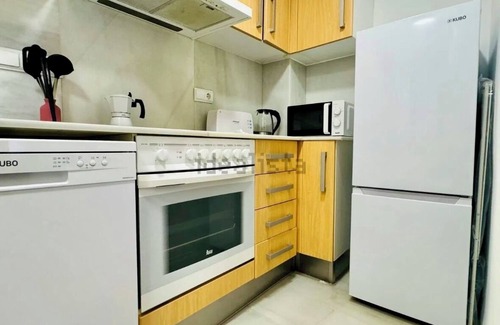 Ciutat Vella Apartamento | NEW Listing Flat Stiyled 1-bedroom apartment with AC, WiFi in Center València