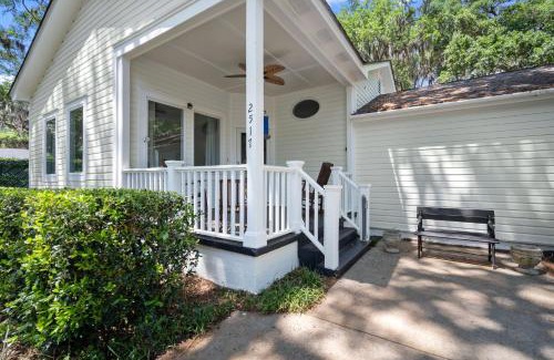 Beaufort Casa | New Listing - Historical Home in Mossy Oaks