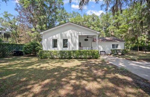 Beaufort Casa | New Listing - Historical Home in Mossy Oaks