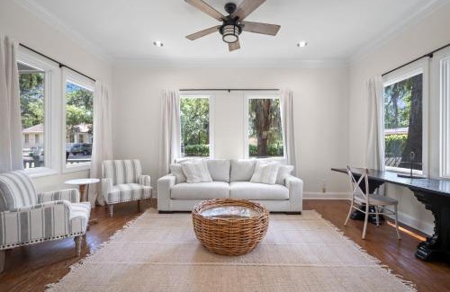 Beaufort Casa | New Listing - Historical Home in Mossy Oaks