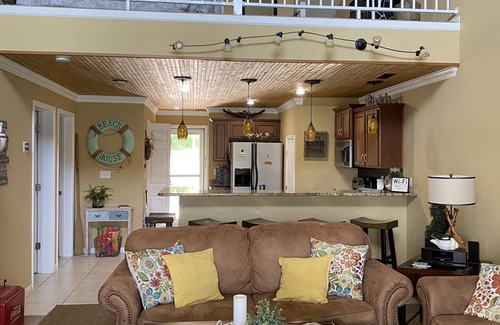 Camdenton Condominio | ¡Nuevo listado!, Increíble propiedad frente al lago. Familia amigable. Super relajante!