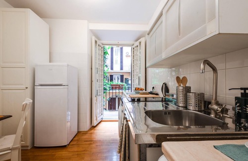 Rione VIII Sant'Eustachio Apartamento | New Listing La Magnolia A C Balcony Office Piazza Navona Spanish Steps