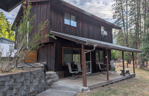 Ahsahka Casa | "New Listing" Newly renovated 3-bedroom house in Orofino.