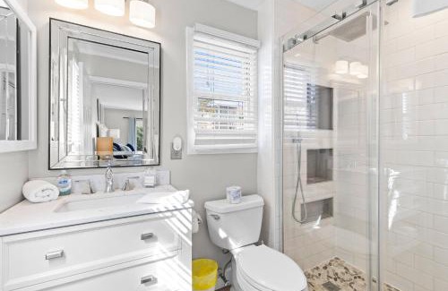 Pelican Bay Apartamento | New Listing! Pelican Bay 14 -Luxury Home at Beach!