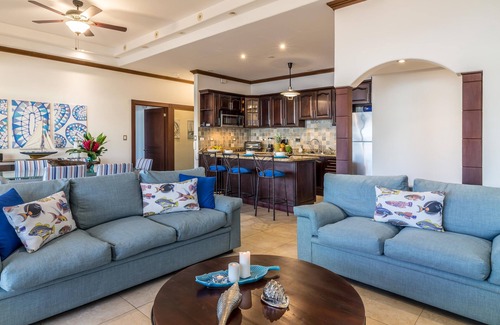 Punta Leona Apartamento | New listing! Stunning views. Fifth floor apartment