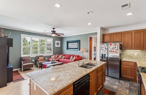 Otay Ranch Casa | NEW LISTING! Sunny & Serene Townhouse in Chula Vista