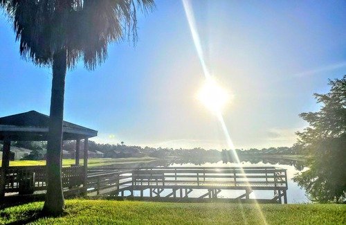 Sunset Lakes Casa | New listing : Sunset Retreat Getaway
