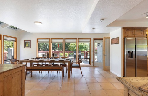 Sebastopol Casa | Water & Vine In Sebastopol