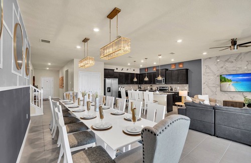 Davenport Casa | New Listing! Windsor Island, 10mi to Disney & 22mi to Universal - FS382048