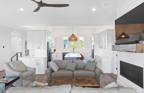 Bald Head Island Casa | New Luxurious Ocean View Oasis on South Beach with 4 Bed 4 Bath Bhi Club