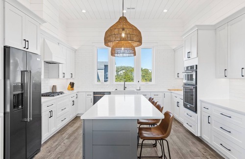 Bald Head Island Casa | New Luxurious Ocean View Oasis on South Beach with 4 Bed 4 Bath Bhi Club