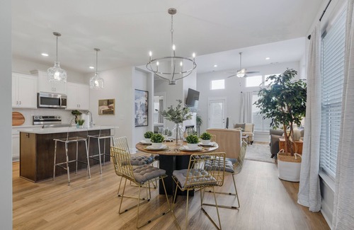 Gallatin Casa | New Luxury 3BR home with WIFI, Smart TV, Washer/Dryer and Parking near Nashville