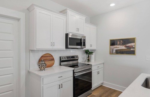 Gallatin Casa | New Luxury 3BR home with WIFI, Smart TV, Washer/Dryer and Parking near Nashville