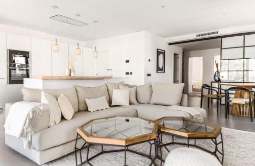 Estepona Apartamento | New luxury apartment in family resort w pools wifi