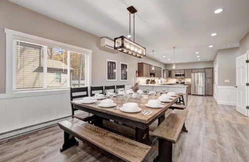 Lake Harmony Estates Villa | New Luxury Lakeview Haven with Lake Access, HotTub, Game Room, Sleeps 26