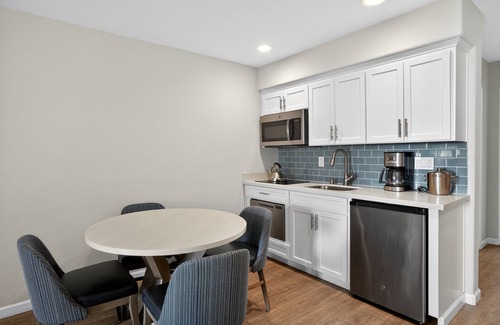 Rio del Mar Condominio | NEW! Luxury Ocean View Condo - Heated pool and Spa