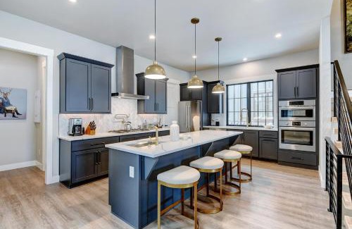 Winter Park Casa | New Luxury Villa 91 With Rooftop Hot Tub & Lounge, Great Views - 500 Dollars Of FREE Activities & Equipment Rentals Daily