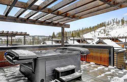 Winter Park Casa | New Luxury Villa 91 With Rooftop Hot Tub & Lounge, Great Views - 500 Dollars Of FREE Activities & Equipment Rentals Daily
