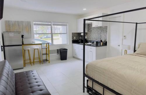 North Beach Apartamento | New Mid Miami Beach apt free parking and beach access